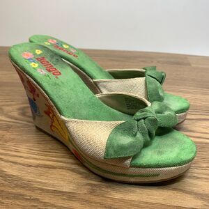 Bongo Vintage Y2K Embroidered Floral Platform 4” Wedge Sandals Size 9 Bow Front